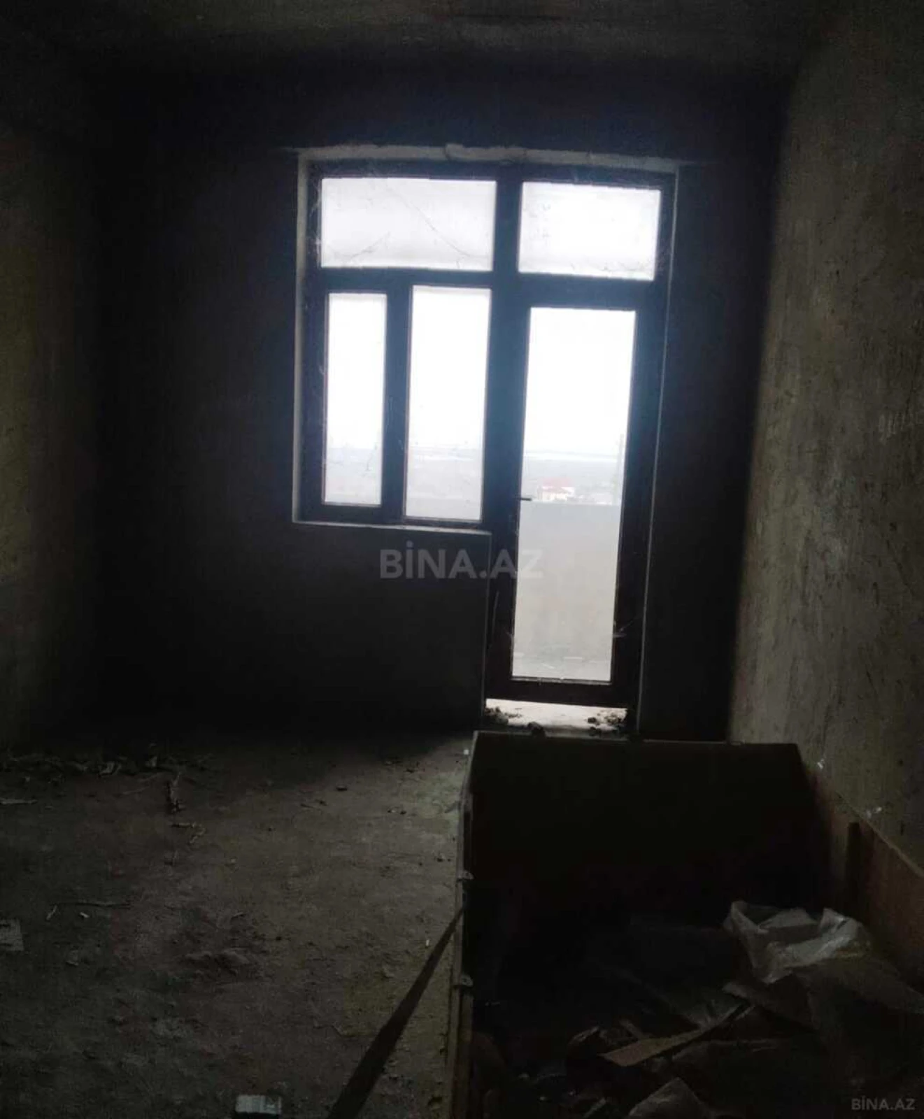 Satılır 3 otaqlı mənzil 118 m²