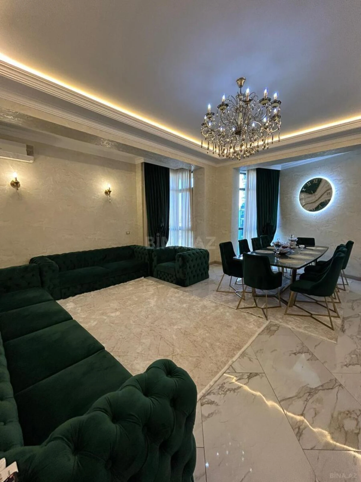 Satılır 4 otaqlı mənzil 175 m²