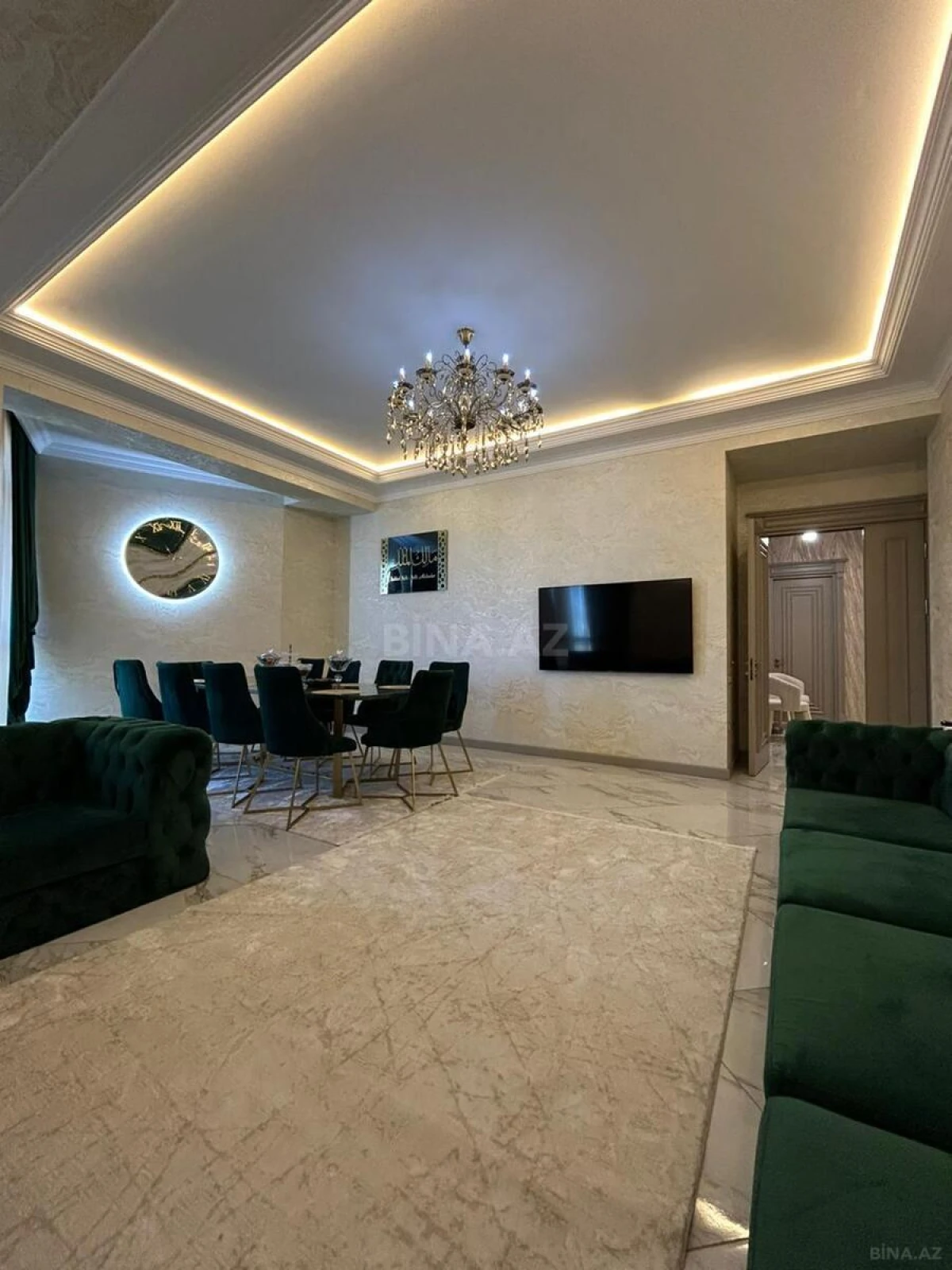 Satılır 4 otaqlı mənzil 175 m²