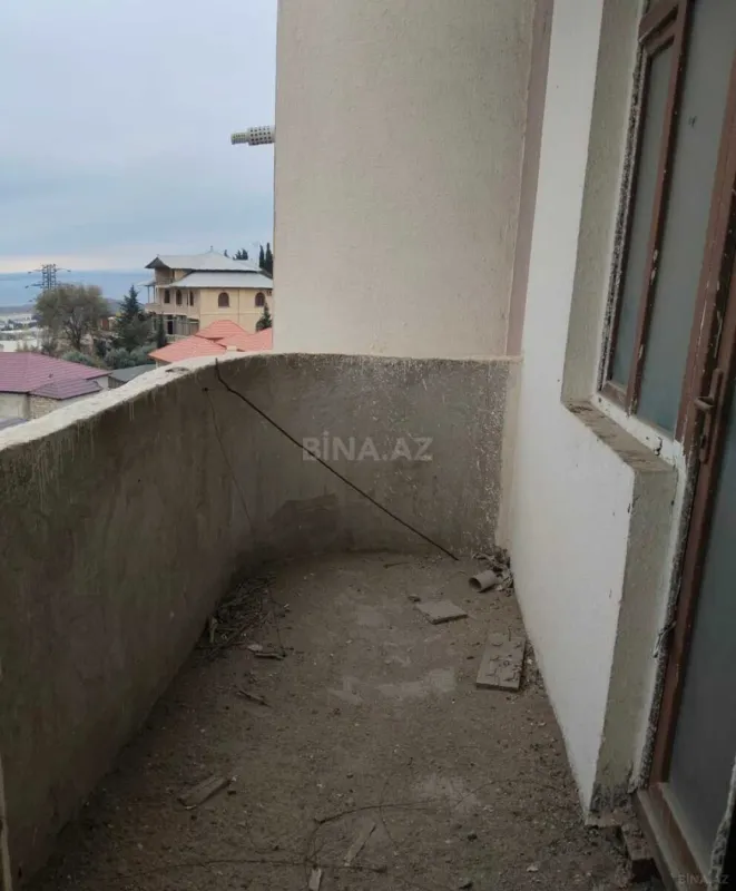 Satılır 2 otaqlı mənzil 100 m²