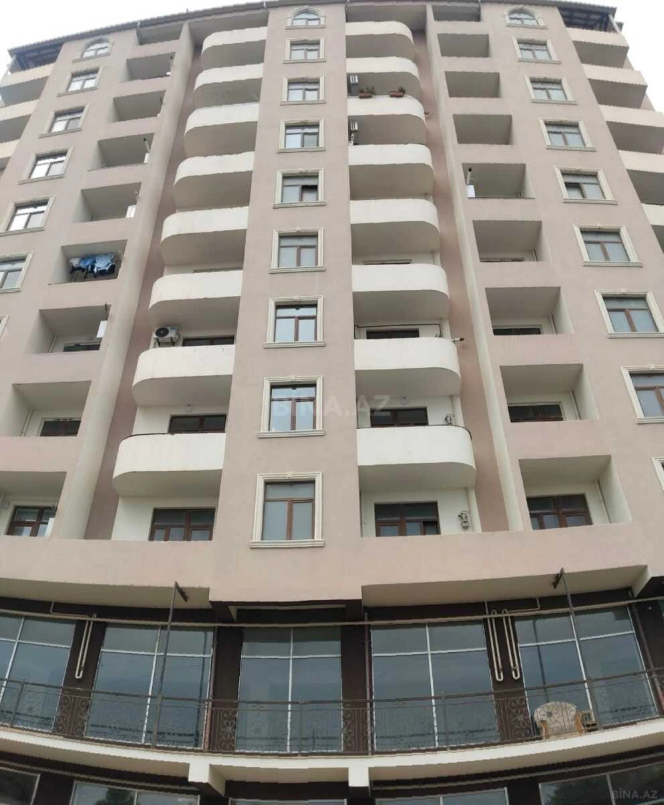 Satılır 2 otaqlı mənzil 100 m²
