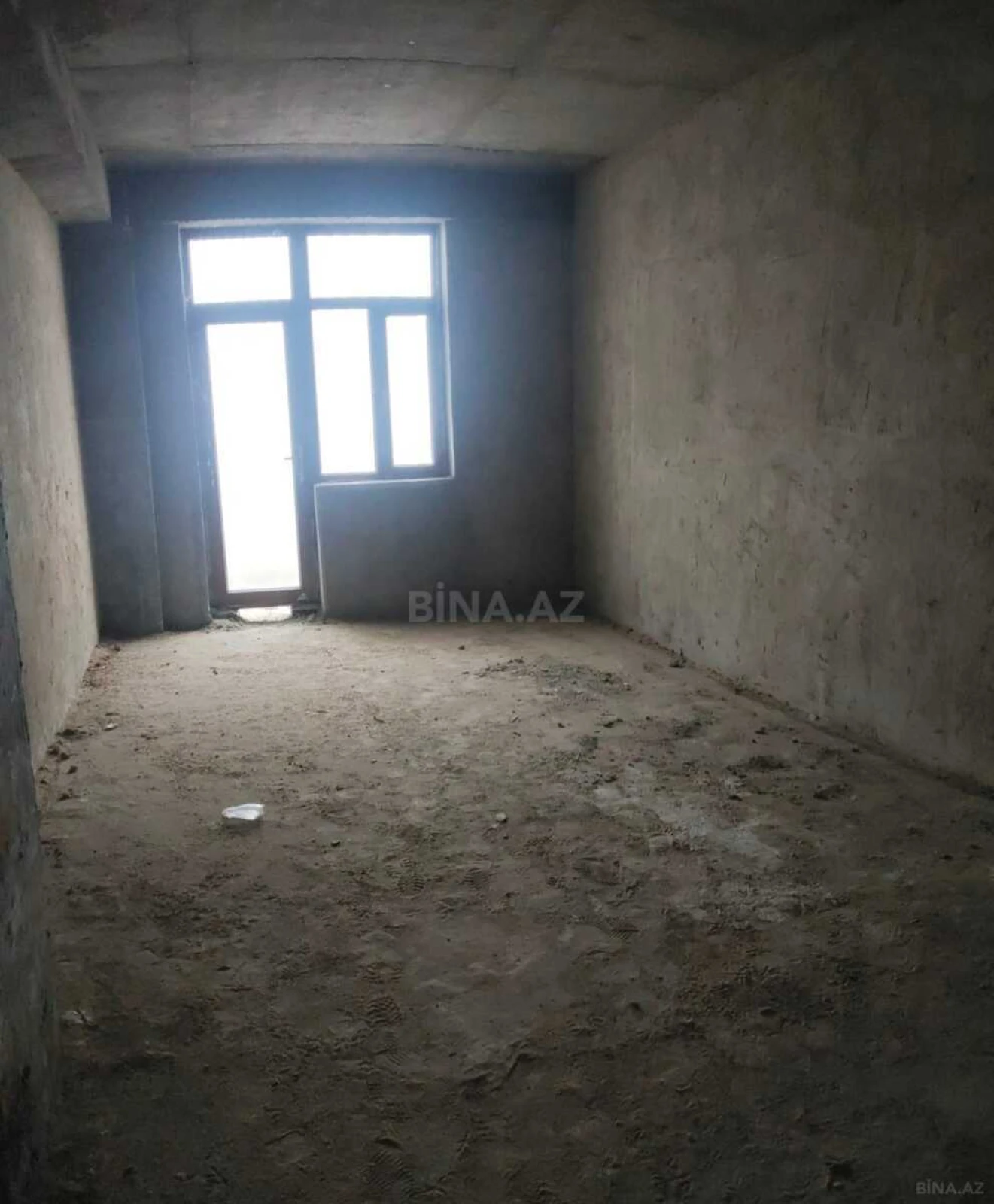 Satılır 2 otaqlı mənzil 100 m²