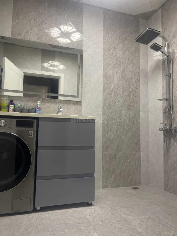 Satılır 2 otaqlı mənzil 60 m²