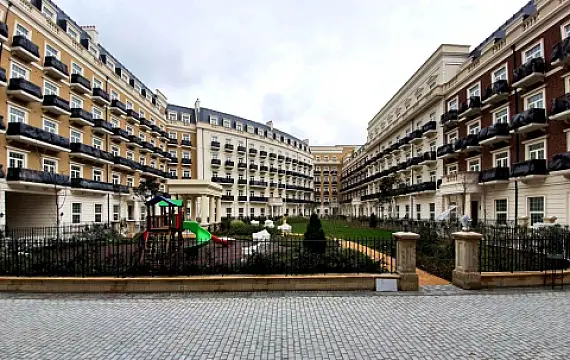 Satılır 4 otaqlı mənzil 256 m² — Bakı, Köhnə Günəşli 4 otaq 256.00 m²