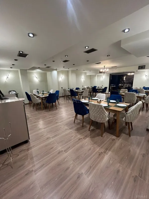 Satılır obyekt 550 m²