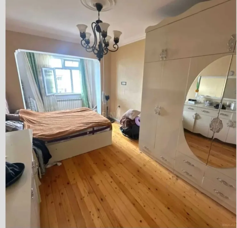 Satılır 3 otaqlı mənzil 90 m²