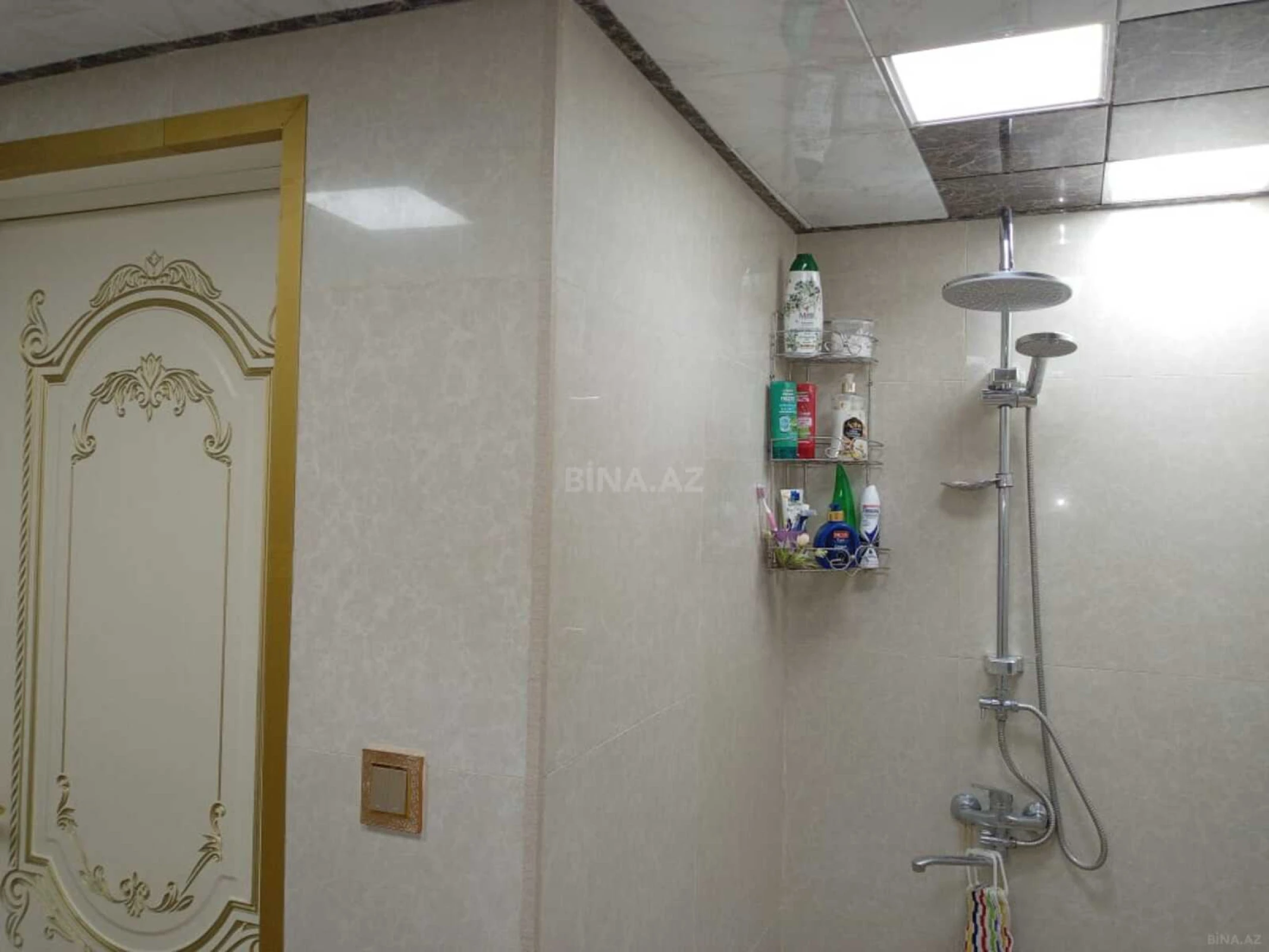 Satılır 4 otaqlı həyət evi 200 m²