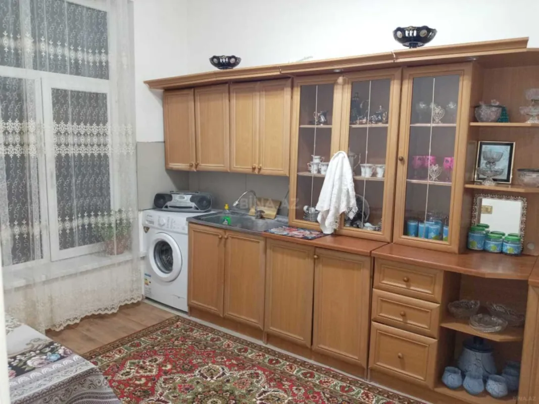 Satılır 4 otaqlı həyət evi 200 m²