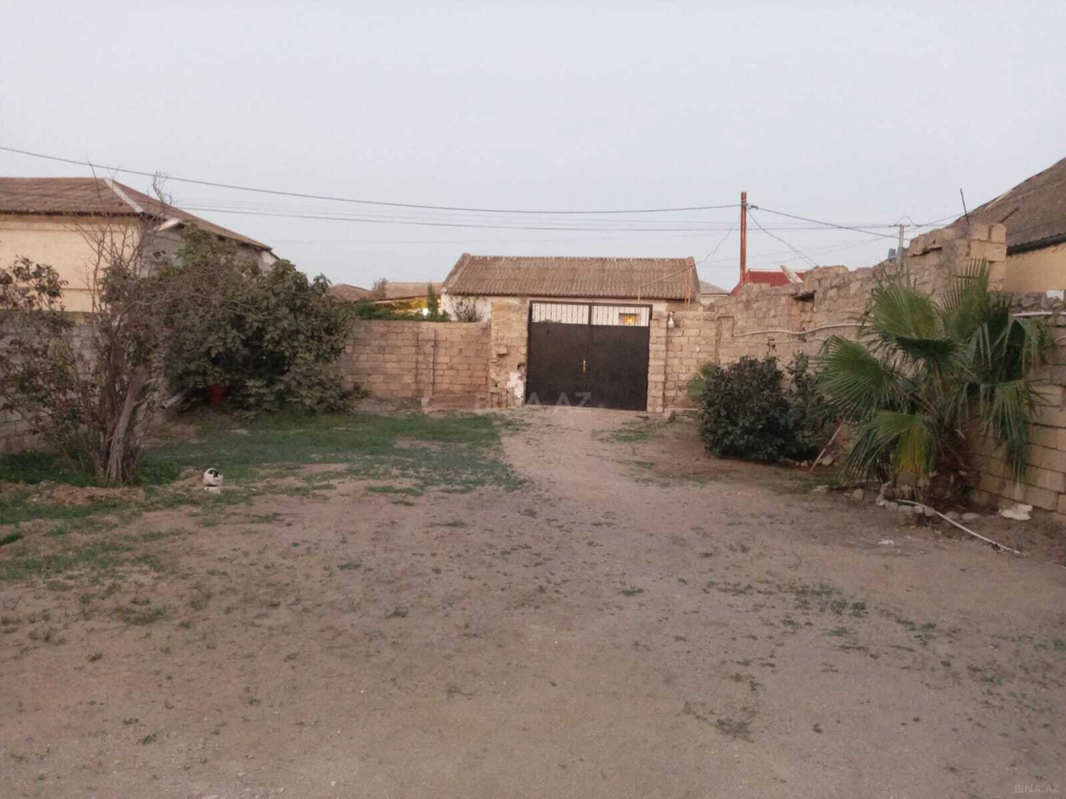 Satılır 4 otaqlı həyət evi 200 m²