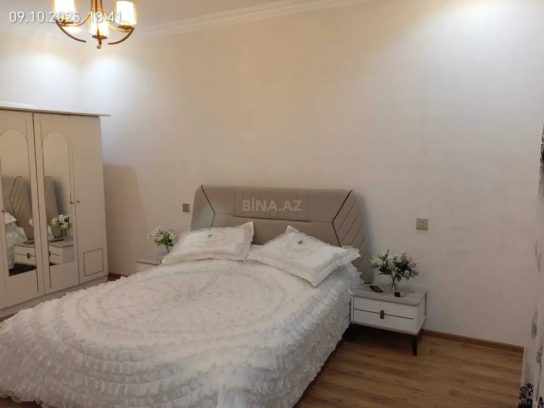 Satılır 4 otaqlı həyət evi 200 m²