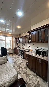 Satılır 3 otaqlı mənzil 132 m²