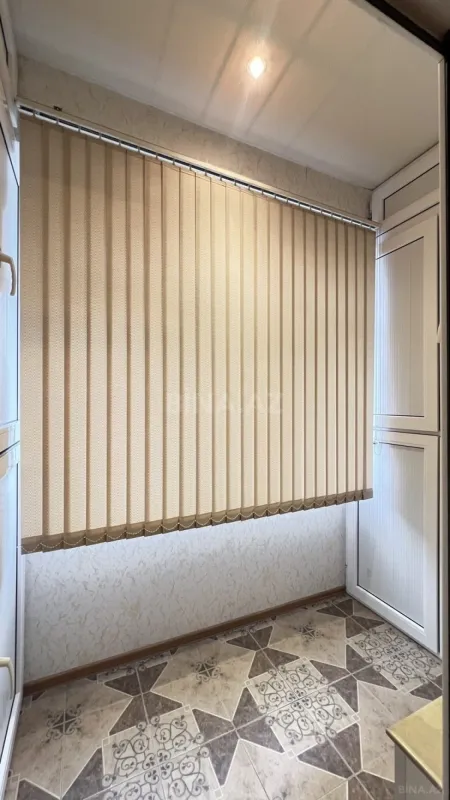 Satılır 3 otaqlı mənzil 132 m²