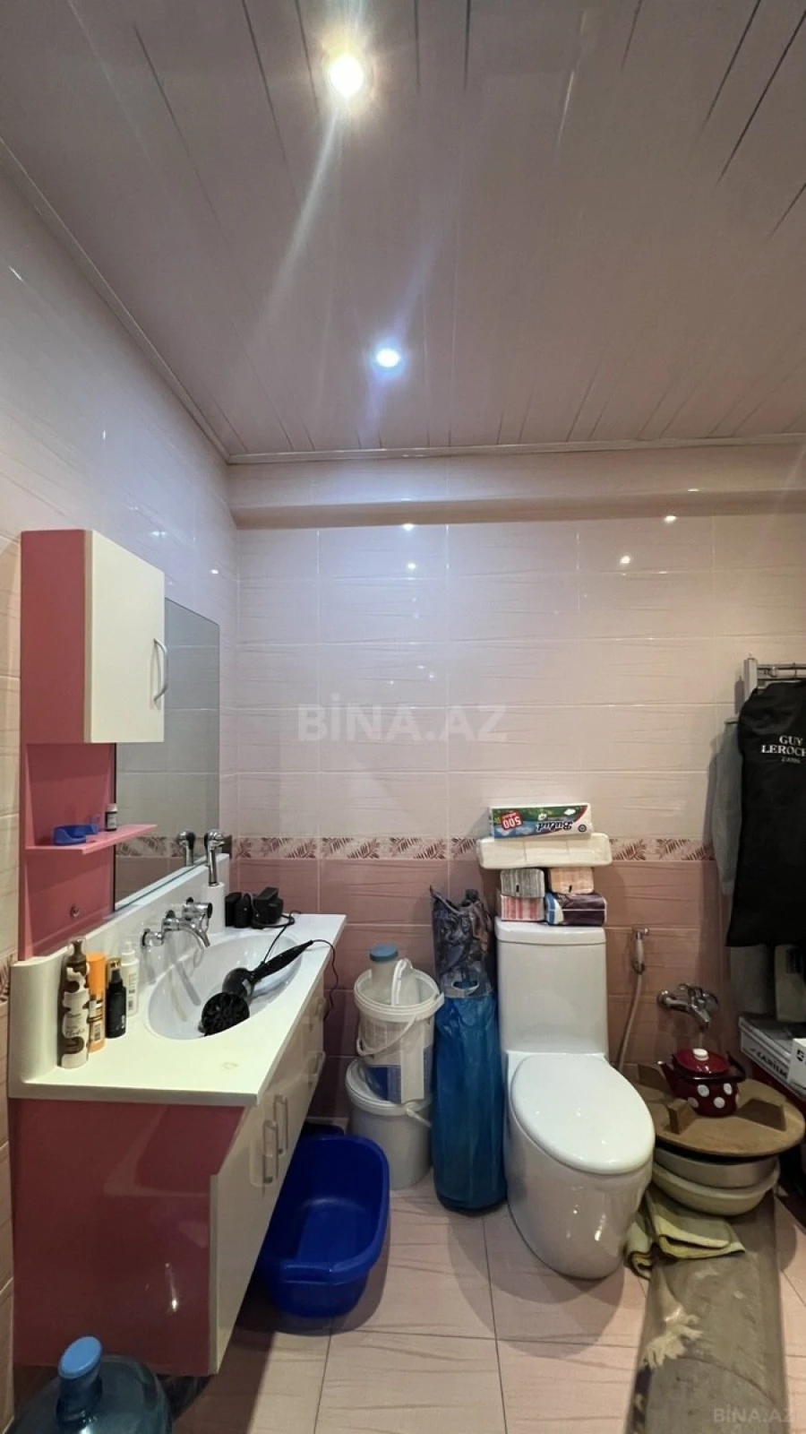 Satılır 3 otaqlı mənzil 132 m²