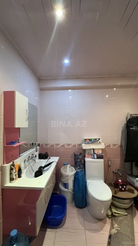 Satılır 3 otaqlı mənzil 132 m²