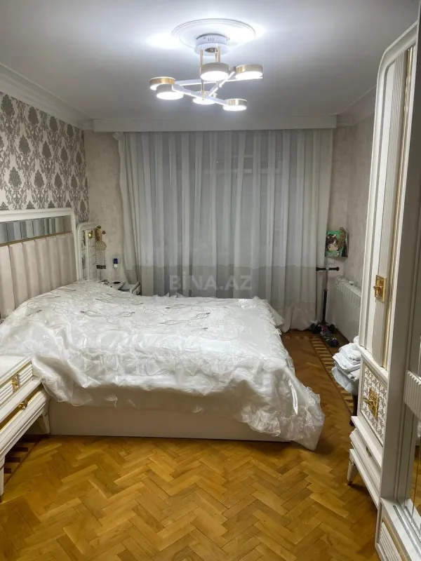 Satılır 3 otaqlı mənzil 70 m²