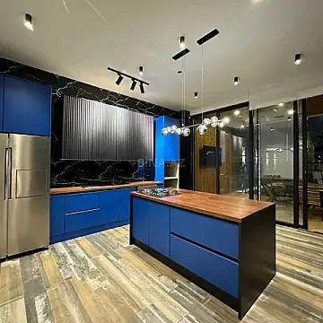 Kirayə verilir 5 otaqlı həyət evi 180 m²