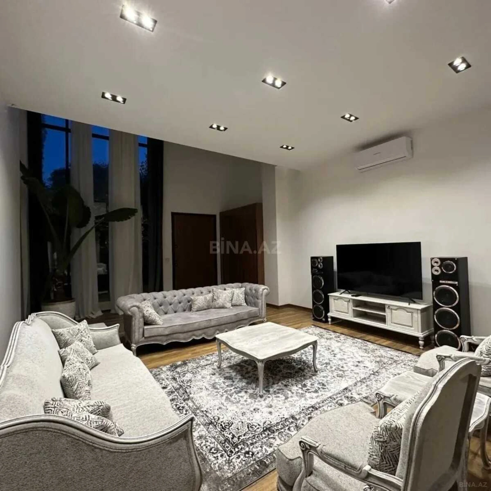 Kirayə verilir 5 otaqlı həyət evi 180 m²