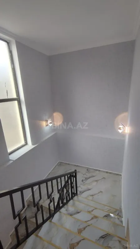 Satılır 4 otaqlı həyət evi 155 m²