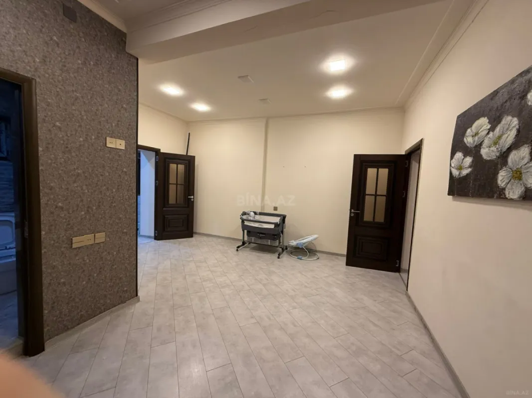 Satılır 3 otaqlı mənzil 80 m²