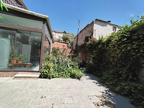 Satılır torpaq sahəsi 4 m²