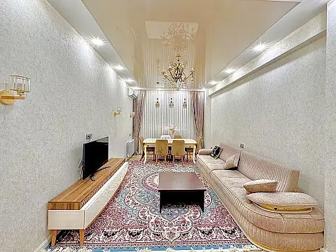 Satılır 3 otaqlı mənzil 120 m² — Bakı 3 otaq 120.00 m²