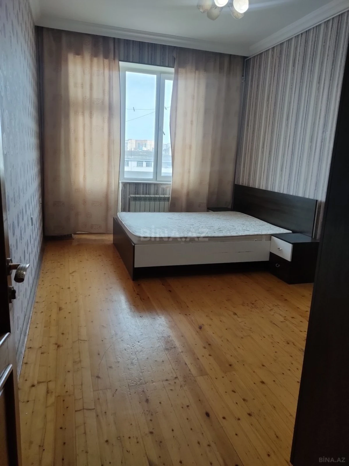Satılır 2 otaqlı mənzil 65 m²