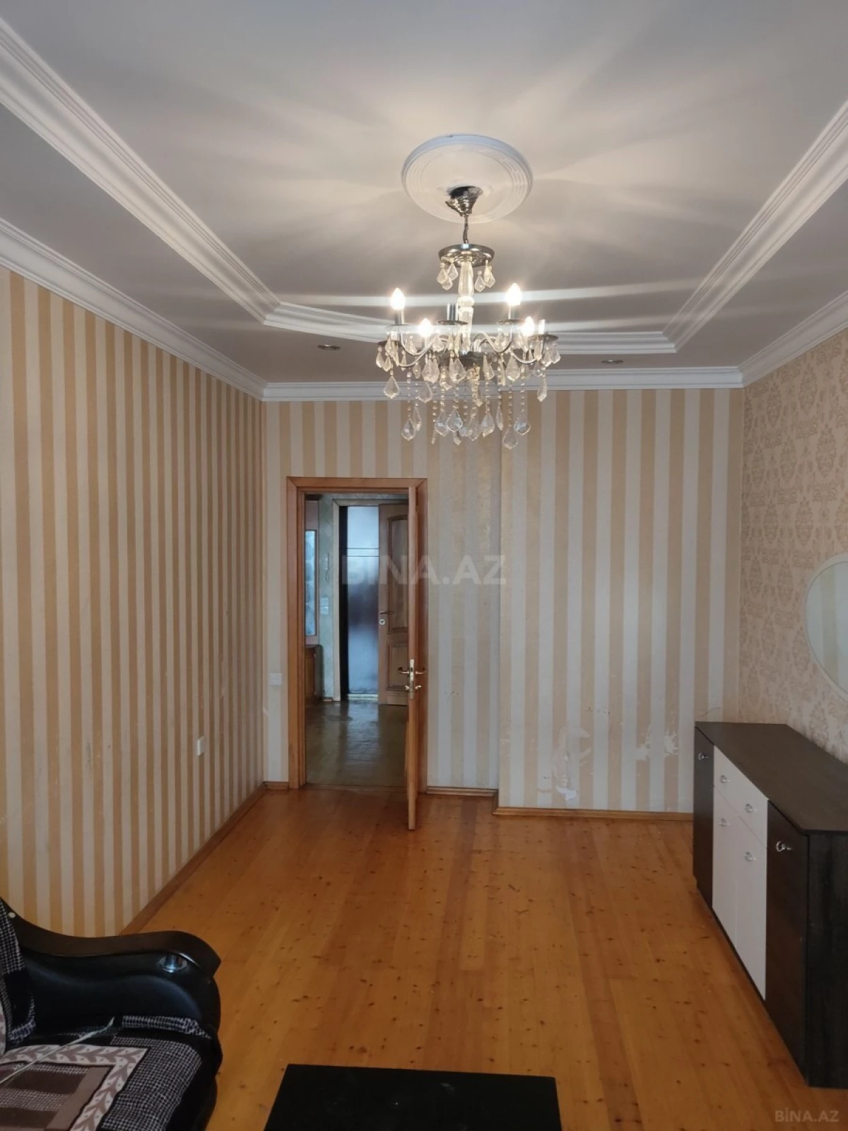 Satılır 2 otaqlı mənzil 65 m²
