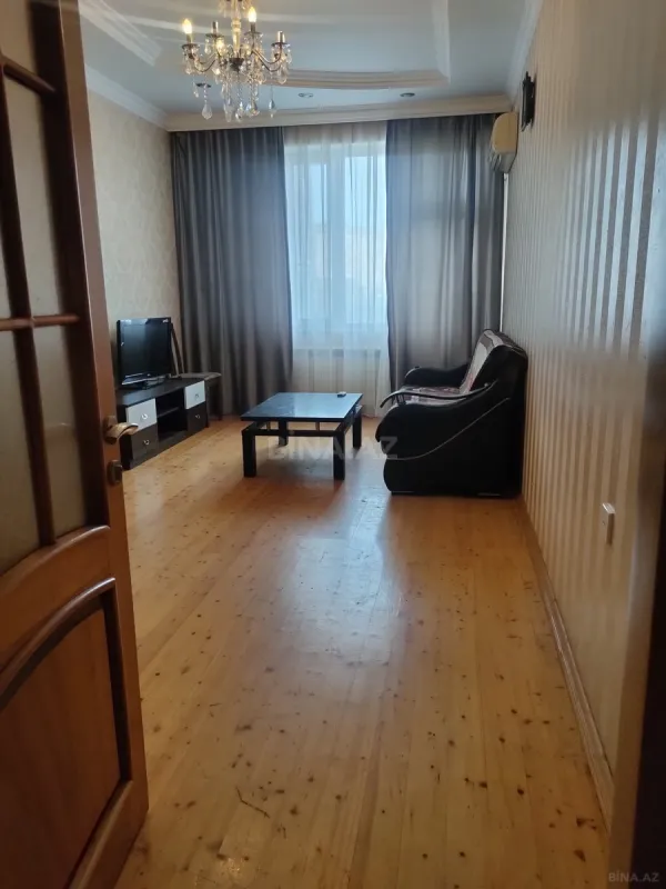 Satılır 2 otaqlı mənzil 65 m²