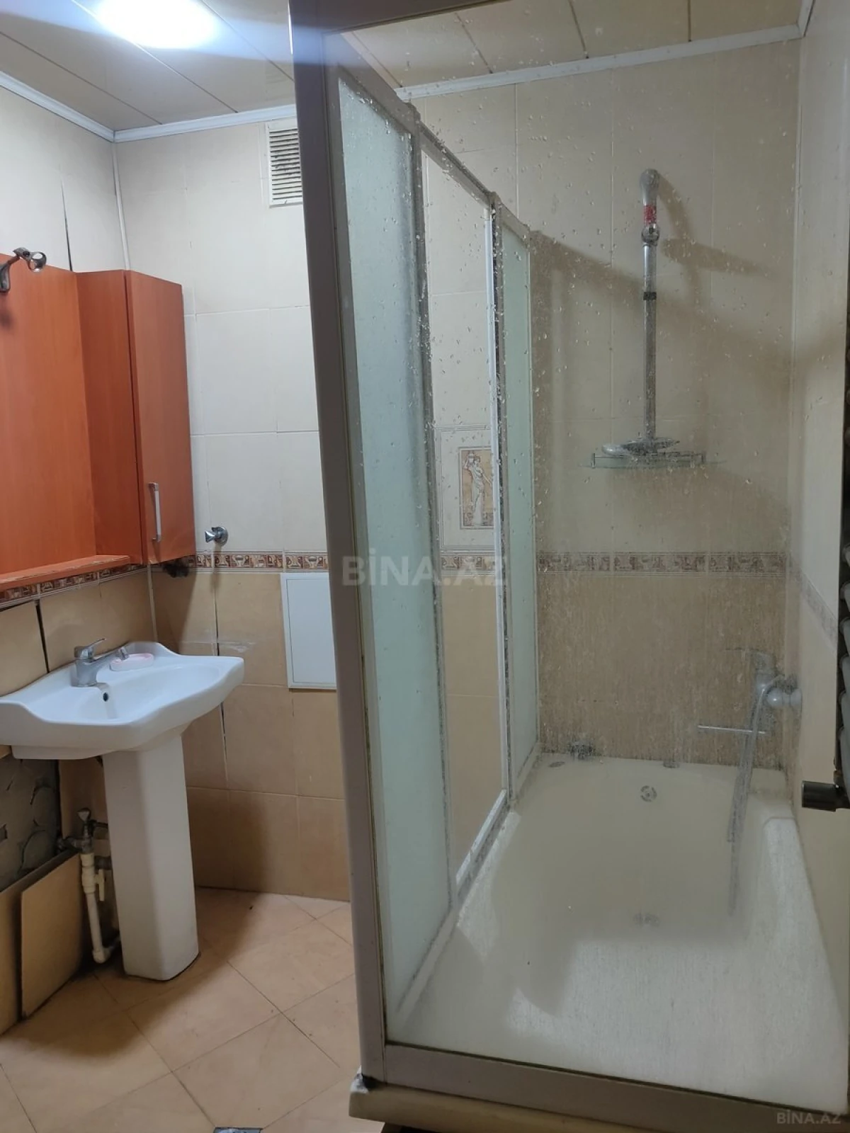 Satılır 2 otaqlı mənzil 65 m²