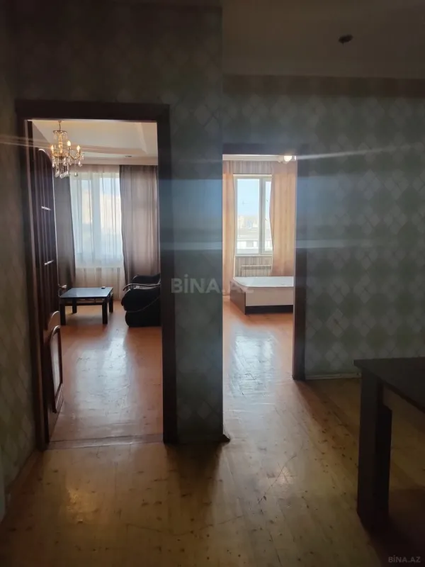 Satılır 2 otaqlı mənzil 65 m²