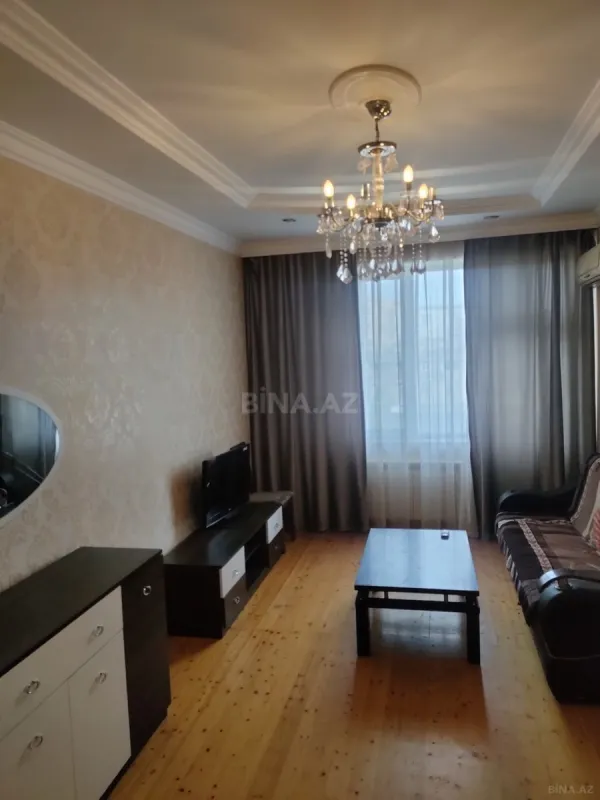 Satılır 2 otaqlı mənzil 65 m²