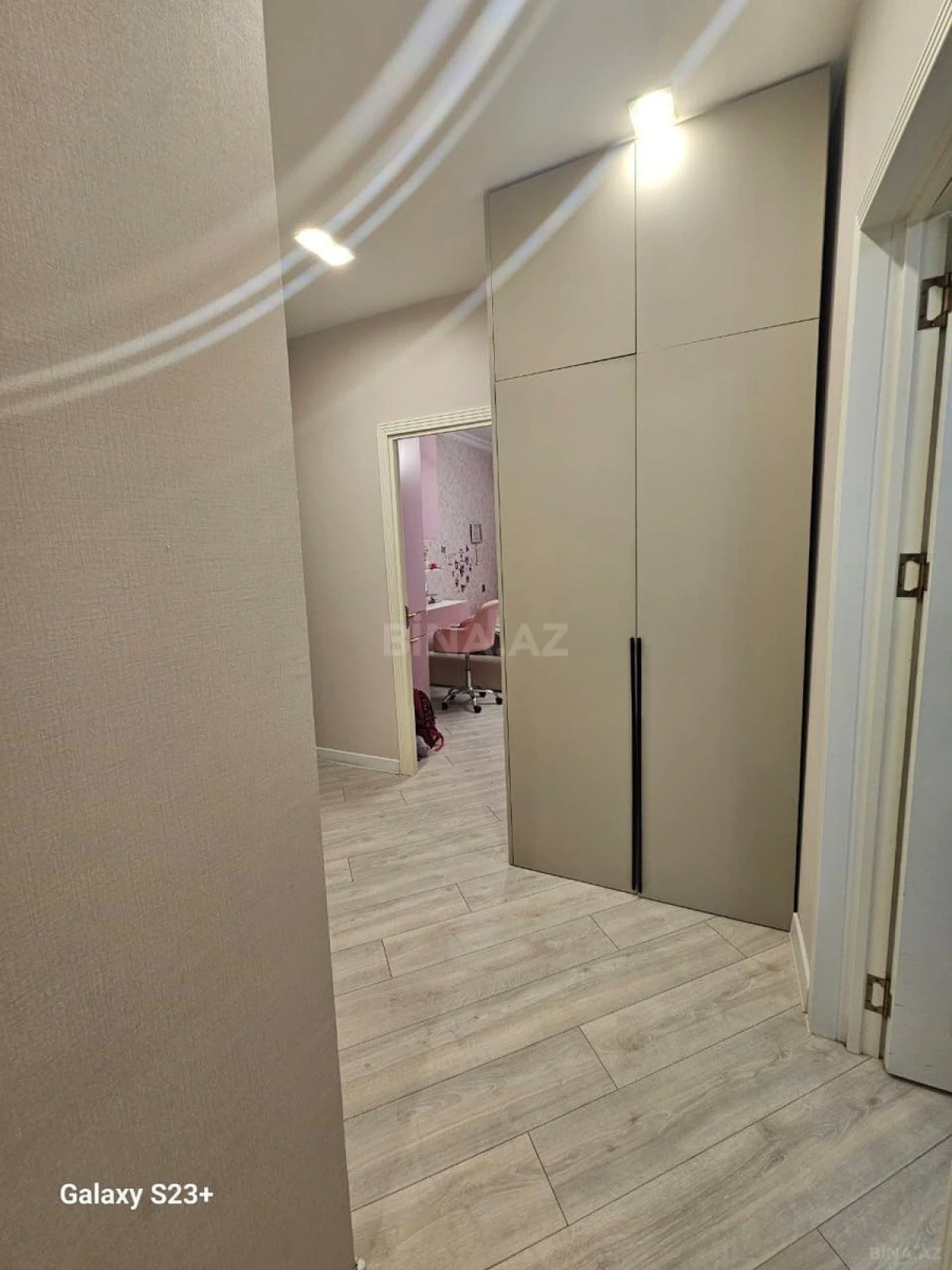 Satılır 3 otaqlı mənzil 66 m²