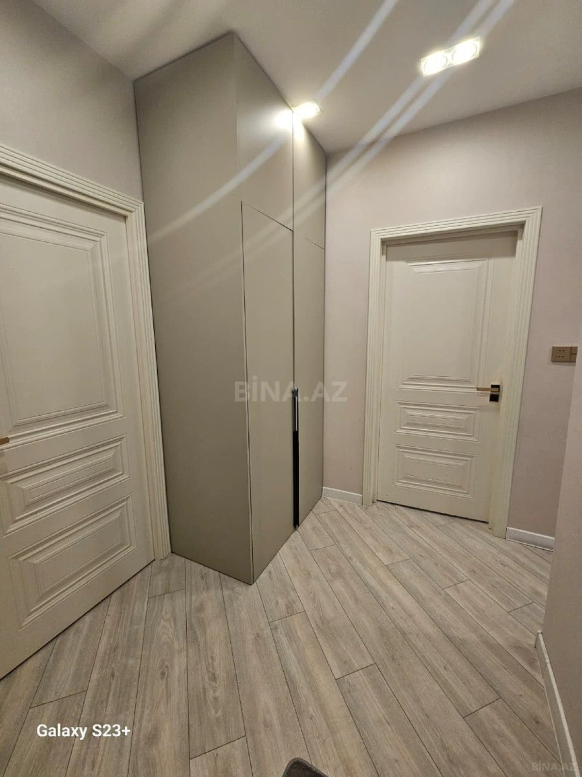 Satılır 3 otaqlı mənzil 66 m²