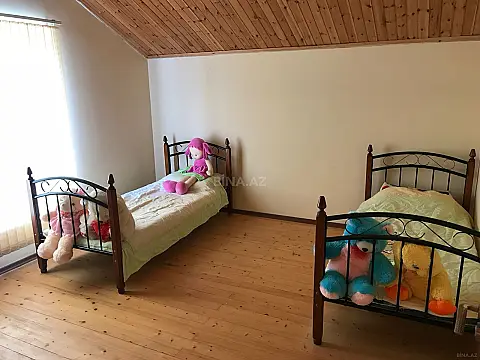 Satılır 3 otaqlı həyət evi 140 m²