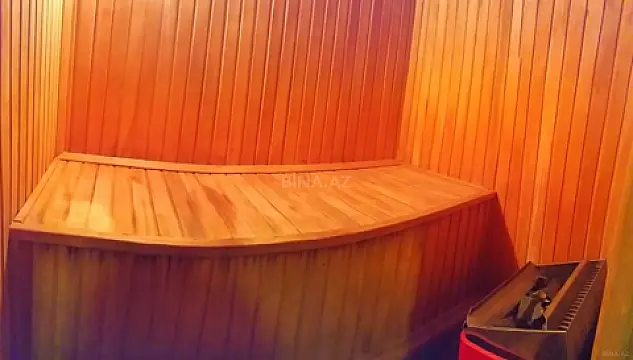 Satılır 7 otaqlı mənzil 287 m²