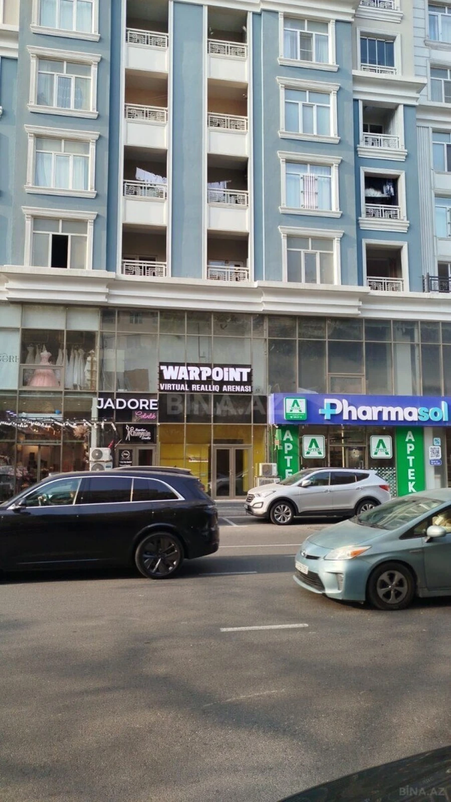 Kirayə verilir obyekt 105 m²