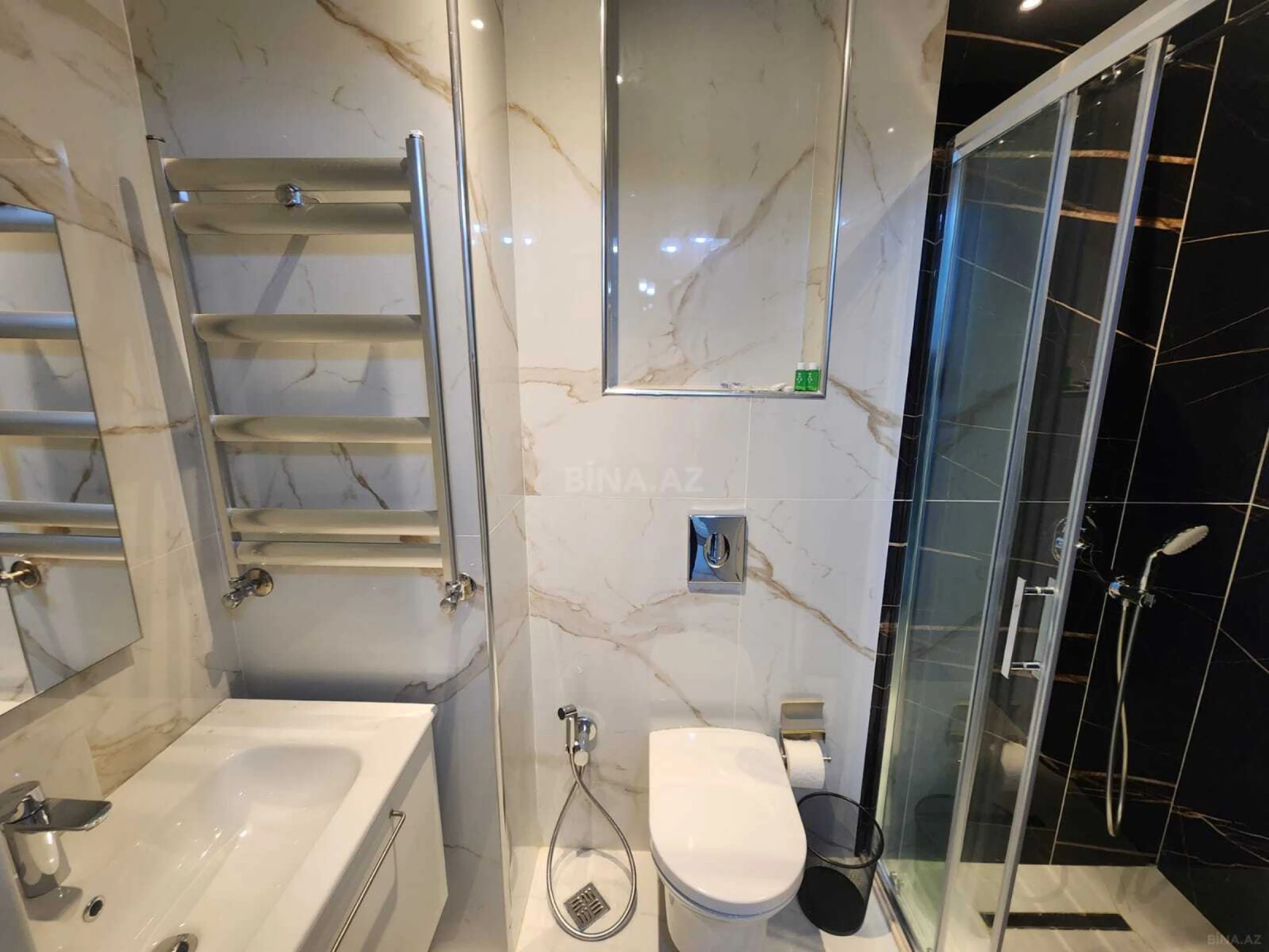 Satılır 2 otaqlı mənzil 45 m²