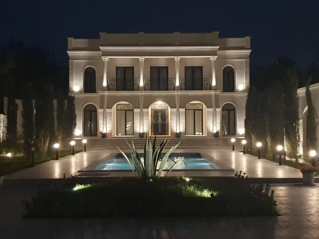 Satılır 6 otaqlı həyət evi 350 m²