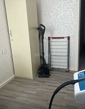 Satılır 3 otaqlı mənzil 121 m²