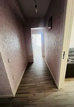 Satılır 3 otaqlı mənzil 121 m²