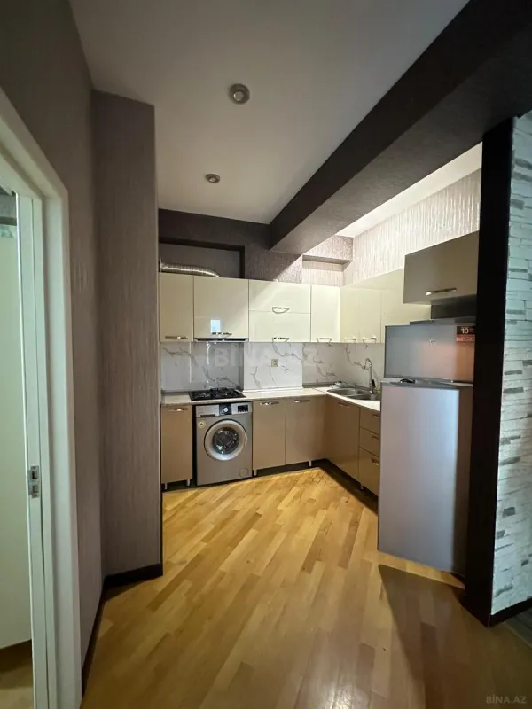 Kirayə verilir 2 otaqlı mənzil 60 m²