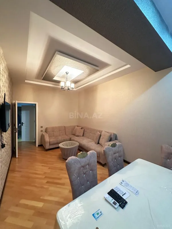 Kirayə verilir 2 otaqlı mənzil 60 m²