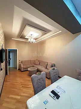 Kirayə verilir 2 otaqlı mənzil 60 m²