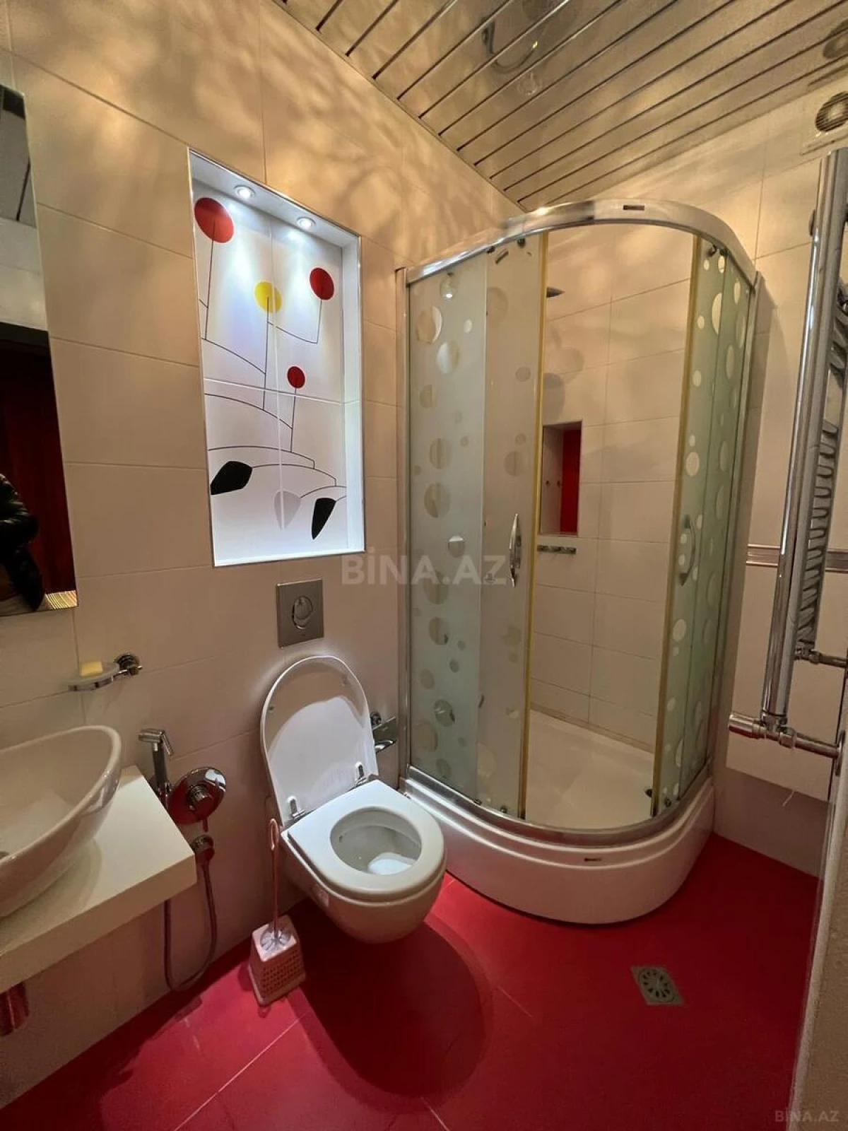 Satılır 3 otaqlı mənzil 95 m²