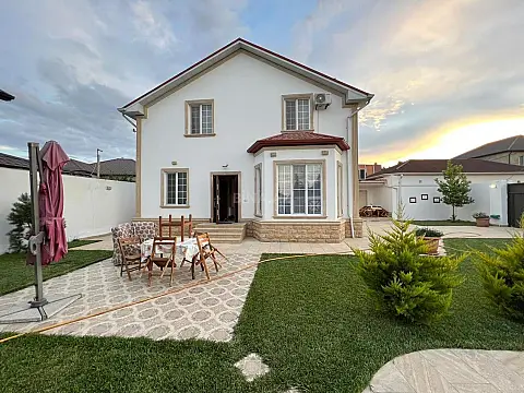 Kirayə verilir 4 otaqlı həyət evi 205 m²