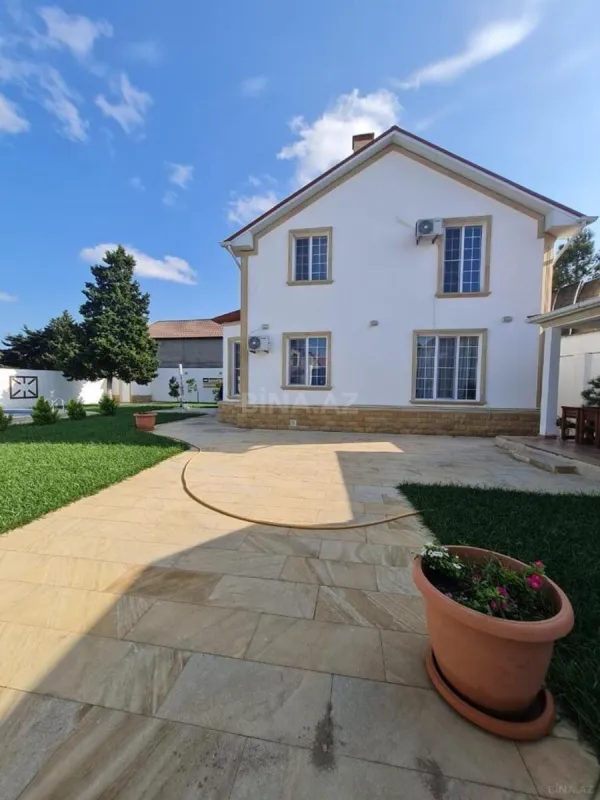 Kirayə verilir 4 otaqlı həyət evi 205 m²