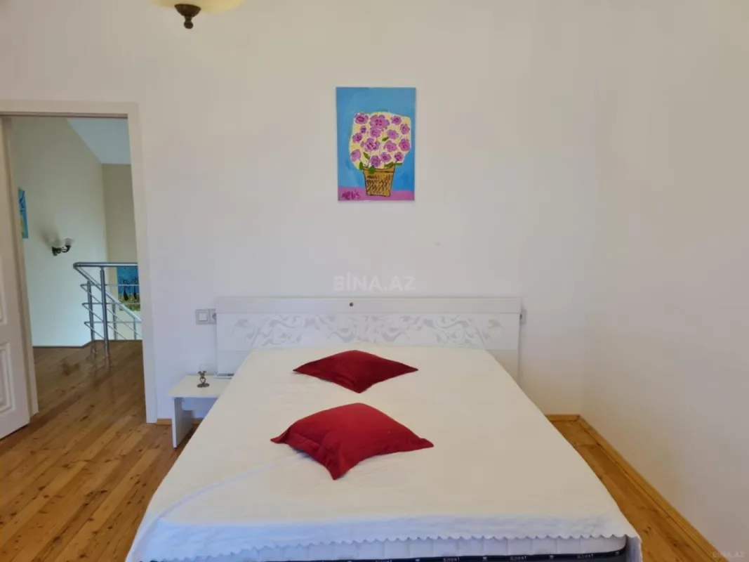 Kirayə verilir 4 otaqlı həyət evi 205 m²