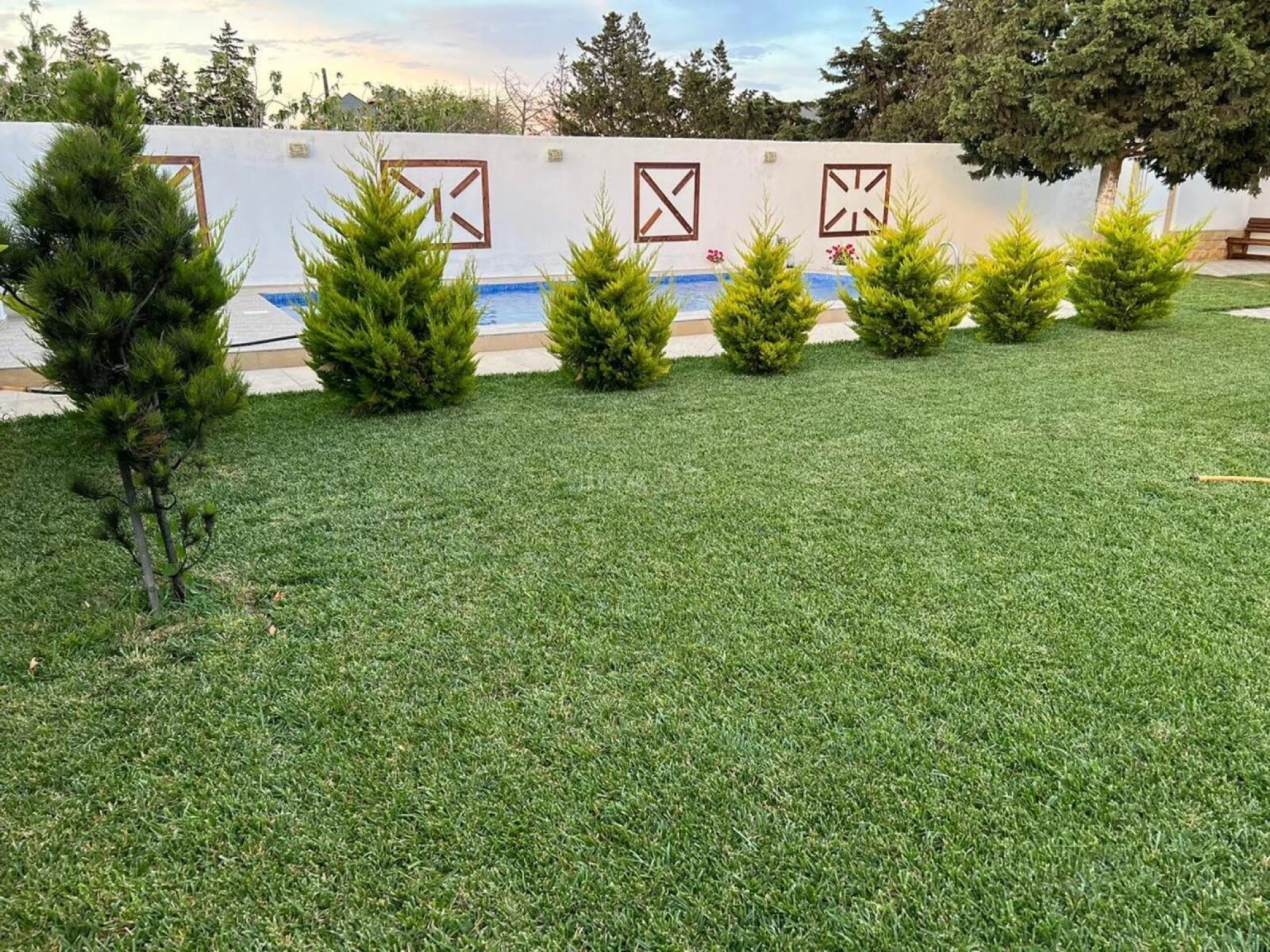 Kirayə verilir 4 otaqlı həyət evi 205 m²