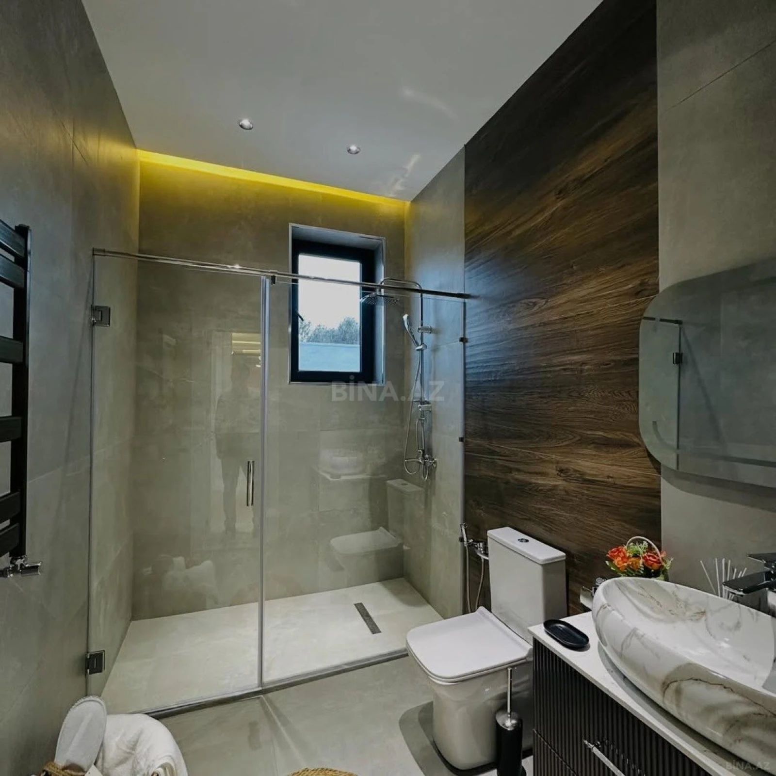 Kirayə verilir 5 otaqlı həyət evi 300 m²