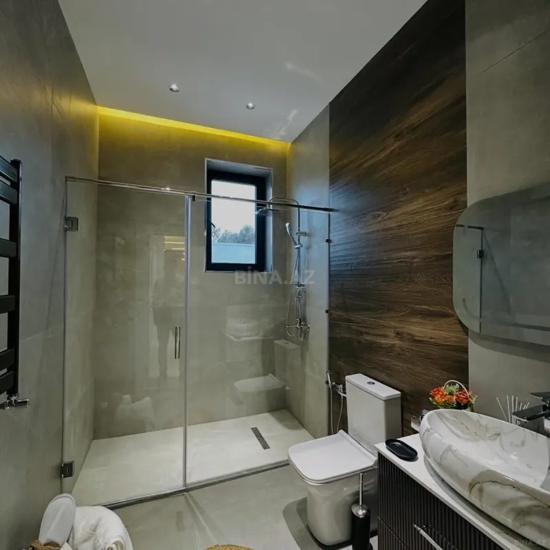 Kirayə verilir 5 otaqlı həyət evi 300 m²